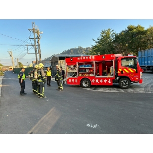 LINE_ALBUM_20251216后里消防分隊訪廠與消防教學演練。_251216_1.jpg